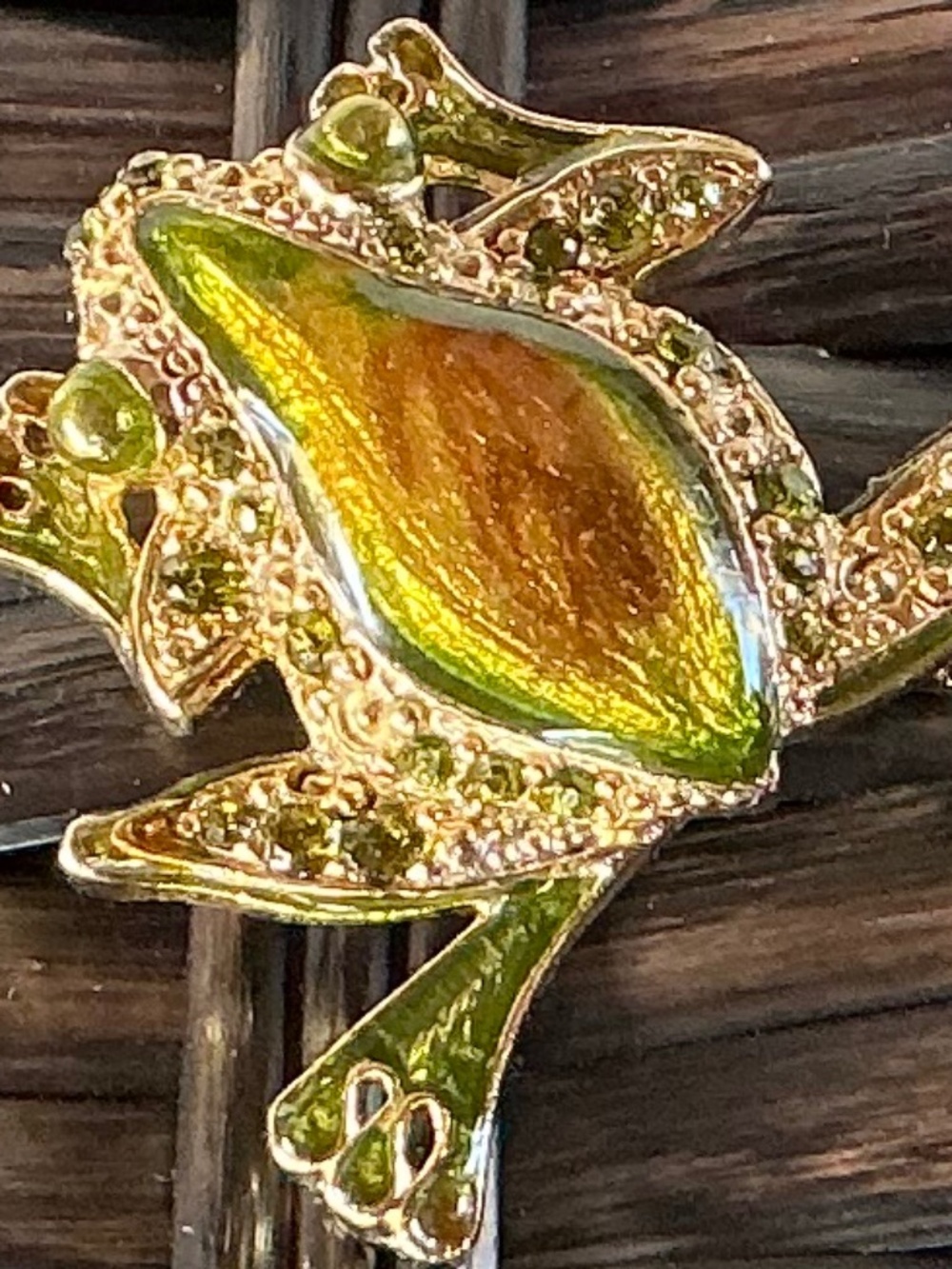 Vintage Leaping Frog Pin Green Enamel Rhinestone Unsigned Liz Claiborne 1980s - Picture 4 of 16